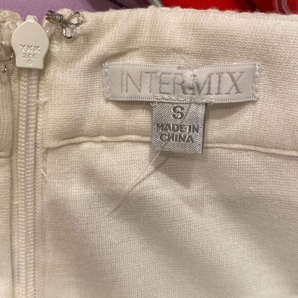 INTERMIX lace skirt - Picture 2 of 3